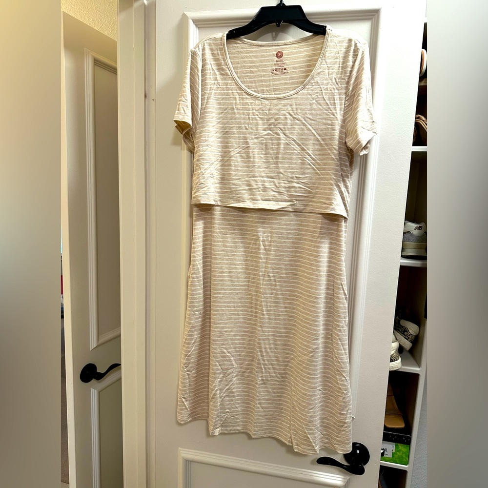 Kindred Bravely Eleanor’s Bamboo Maternity & Nursing Lounge Dress oatmeal stripe